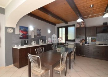 Cucina - Casa indipendente Frazione Braida, 22, Canischio - foto 1