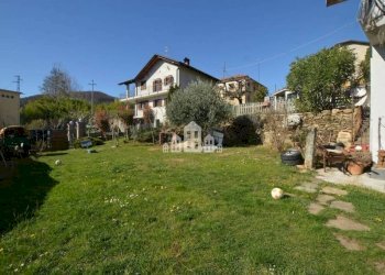 Giardino - Casa indipendente Frazione Braida, 22, Canischio - foto 5