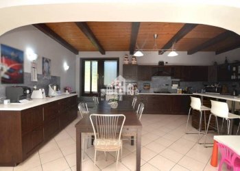 Cucina - Casa indipendente Frazione Braida, 22, Canischio - foto 16