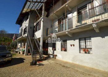 Facciata - Casa indipendente Frazione Braida, 22, Canischio - foto 36