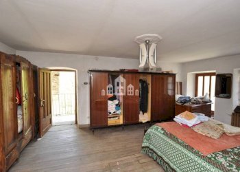 Camera da letto - Casa indipendente frazione Casetti, 60, Locana - foto 22