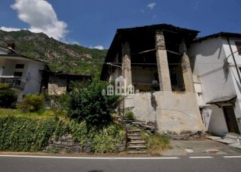 Facciata - Casa indipendente frazione Casetti, 60, Locana - foto 29