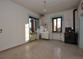 Salone - Independent house Frazione Sant'Antonio, 132/4, Castellamonte - photo 5