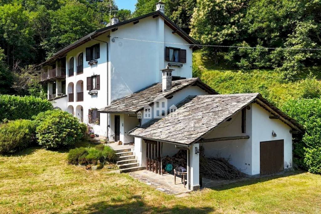 Facciata - Independent house via rueglio, snc, Valchiusa - photo 1