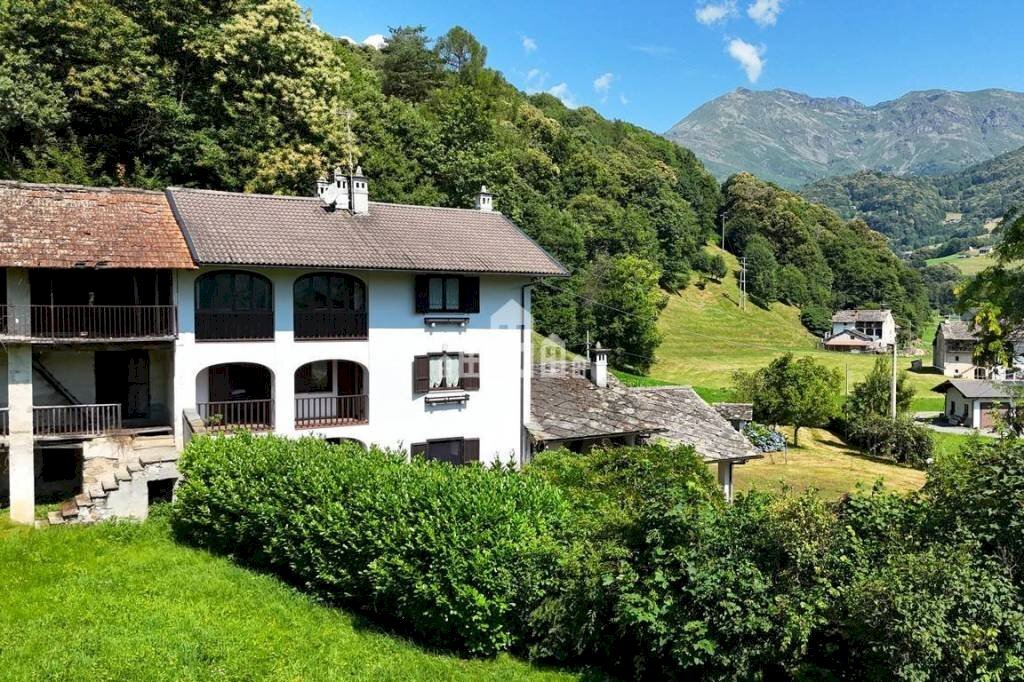 Vista - Independent house via rueglio, snc, Valchiusa - photo 3