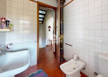 Bagno - Independent house via rueglio, snc, Valchiusa - photo 27