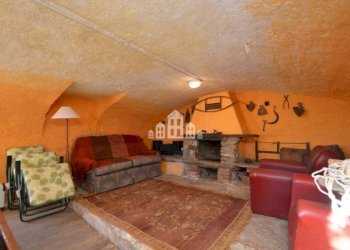 Salone - Independent house strada della colla, 12, Valchiusa - photo 7