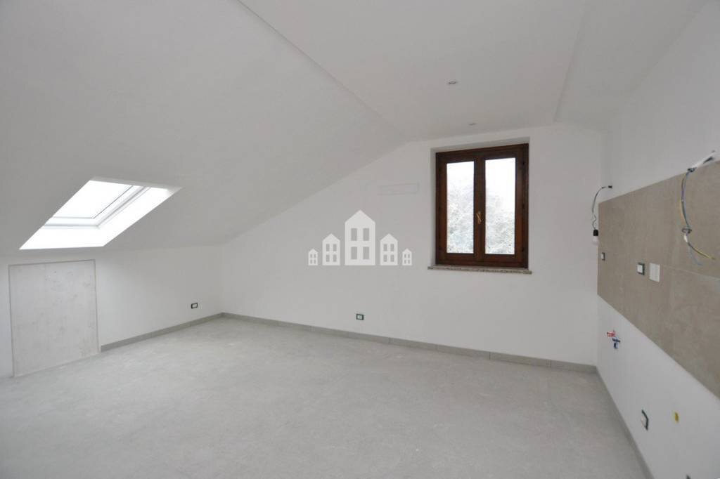Salone - One-room apartment via san sebastiano, 9, Castellamonte - photo 2