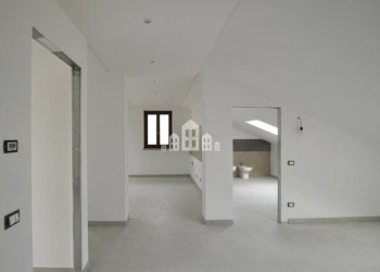 Stanza non arredata - One-room apartment via san sebastiano, 9, Castellamonte - photo 7