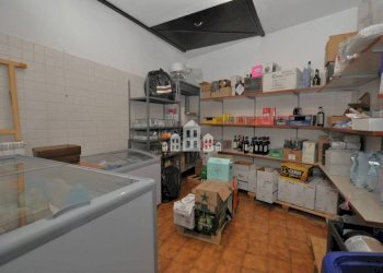 Interno non residenziale - Bar Tavola Calda - Fredda via Don Cibrario, 7, Cuorgnè - foto 16