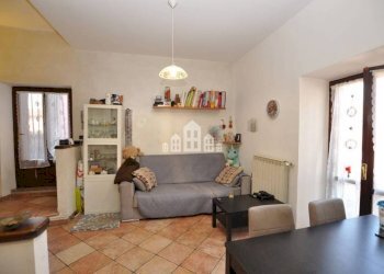 Salone - Two-room apartment piazza Guglielmo Marconi, 6, Salassa - photo 9