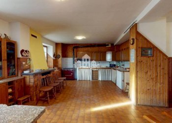 Salone - Casa indipendente via Aosta, 42, Ivrea - foto 3