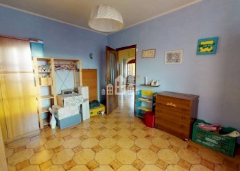 Camera da letto - Casa indipendente via Aosta, 42, Ivrea - foto 20