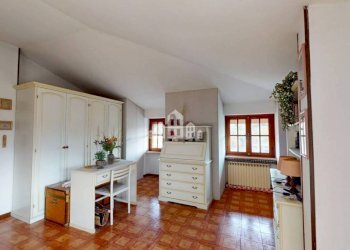 Camera da letto - Casa indipendente via Aosta, 42, Ivrea - foto 43