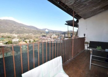 Balcone - Casa indipendente via Rivassola, 8, Cuorgnè - foto 2