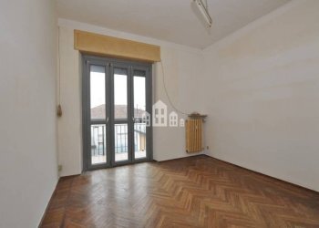 Camera da letto - Apartment via Giraudo, 44, Castellamonte - photo 19