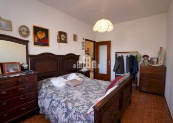 Camera da letto - Quadrilocale via Villa, 10, Valperga - foto 10