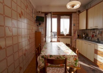 Cucina - Quadrilocale via Villa, 10, Valperga - foto 13