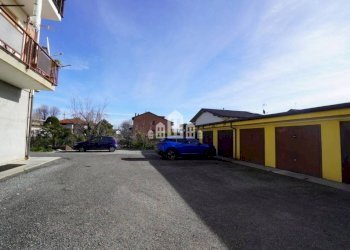 Cortile interno - Quadrilocale via Villa, 10, Valperga - foto 32