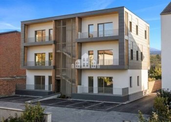 Facciata - Three-room apartment via IV Novembre, SNC, Salassa - photo 2