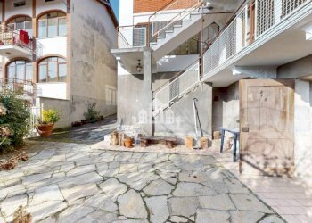 Cortile interno - Independent house via della Villa, 60, Loranzè - photo 29