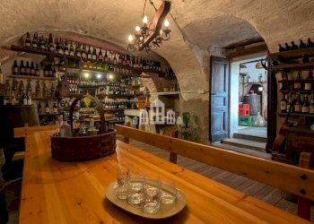 Cantina - Independent house via della Villa, 60, Loranzè - photo 42