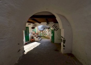 Cantina - Casa indipendente via Adua, snc, Issiglio - foto 4