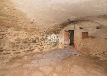 Cantina - Casa indipendente via Adua, snc, Issiglio - foto 33