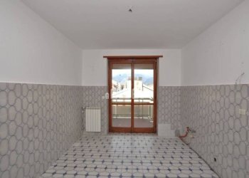 Interno palazzo - Quadrilocale via Torino, 31, Cuorgnè - foto 8