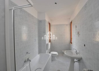 Bagno - Quadrilocale via Torino, 31, Cuorgnè - foto 20