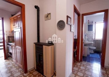 Corridoio - Three-room apartment via Ceritti, 1, Alpette - photo 3
