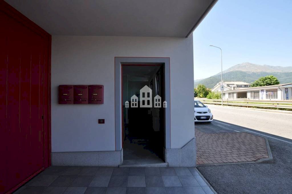 Interno palazzo - Ufficio via Torino, 62, Cuorgnè - foto 2