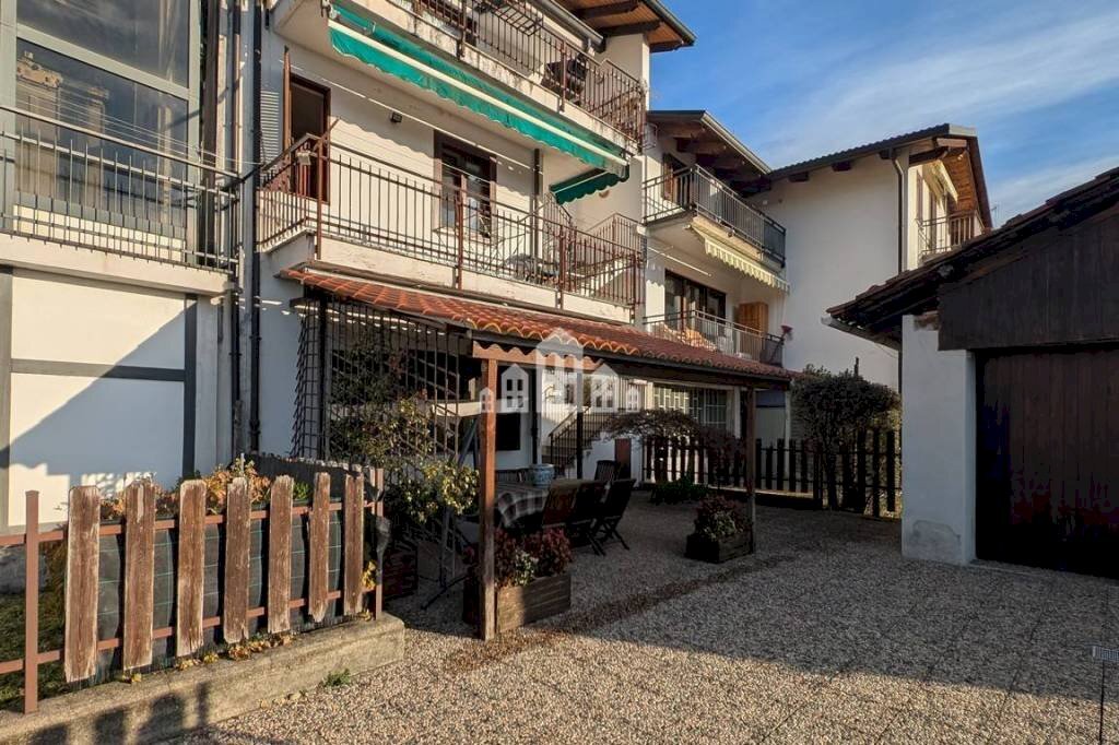 Facciata - Trilocale strada per Campo, 7, Castellamonte - foto 3