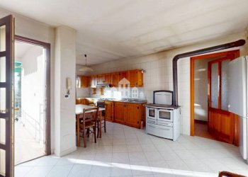 Cucina - Trilocale strada per Campo, 7, Castellamonte - foto 5