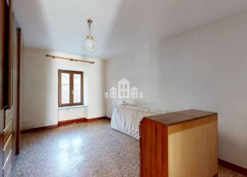 Camera da letto - Trilocale strada per Campo, 7, Castellamonte - foto 15