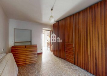 Camera da letto - Trilocale strada per Campo, 7, Castellamonte - foto 16