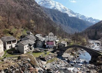 Vista - Rustico Località Fondo, snc, Traversella - foto 1