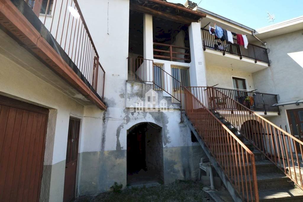 Facciata - Casa indipendente via Montellina, 22, Quincinetto - foto 3