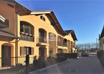 Facciata - Four-room apartment via Provinciale, 28, Loranzè - photo 3
