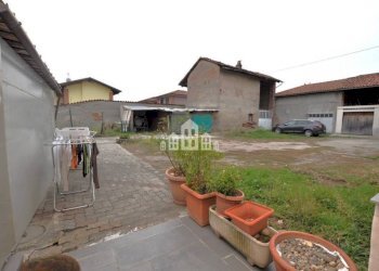 Giardino - Casa indipendente vicolo Vigne, 5, Rivarolo Canavese - foto 24