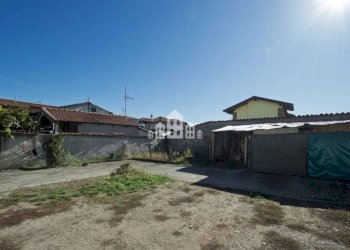 Cortile interno - Casa indipendente vicolo Vigne, 5, Rivarolo Canavese - foto 28