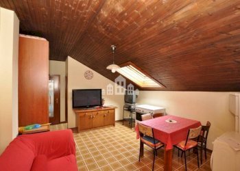 Soggiorno - Attic via Cappuccini, 3, Cuorgnè - photo 3