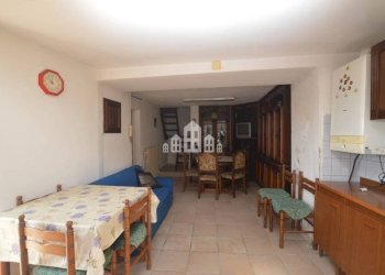 Salone - Independent house Ronchi san Bernardo - Loc. Trione, 10, Cuorgnè - photo 7