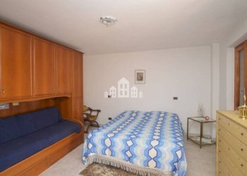 Camera da letto - Independent house Ronchi san Bernardo - Loc. Trione, 10, Cuorgnè - photo 11