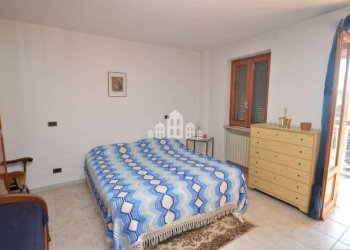 Camera da letto - Independent house Ronchi san Bernardo - Loc. Trione, 10, Cuorgnè - photo 12