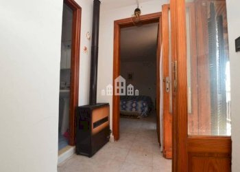 Corridoio - Independent house Ronchi san Bernardo - Loc. Trione, 10, Cuorgnè - photo 15