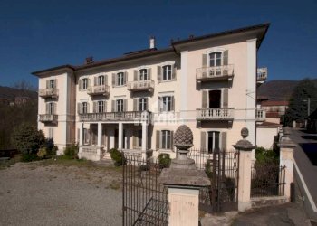 Facciata - Stabile - Palazzo via Truchetti, 41, Forno Canavese - foto 2