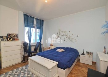 Camera da letto - Four-room apartment via Giovanni Bosco, 5, Cuorgnè - photo 11