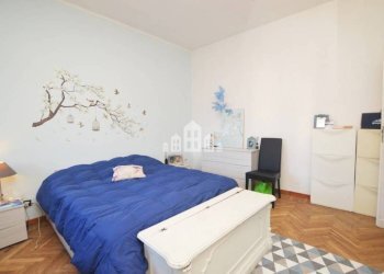 Camera da letto - Four-room apartment via Giovanni Bosco, 5, Cuorgnè - photo 13