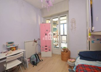 Stanza arredata - Four-room apartment via Giovanni Bosco, 5, Cuorgnè - photo 23
